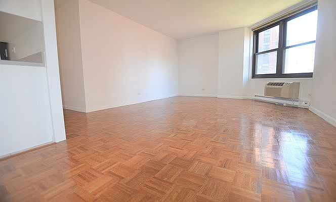 1st image of 1751 2nd Ave APT 22K