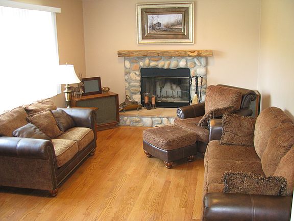 Family Room Hardwood floors