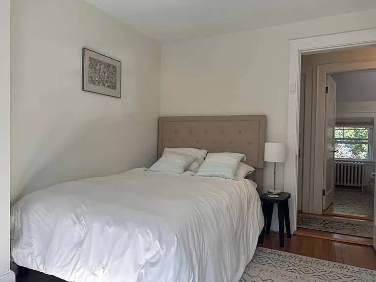 182 Margaret St — Photo 27