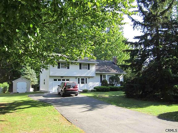 2nd image of 4 Settlers Ln