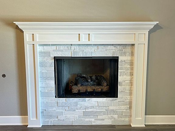 4th image of 555 E Oxen Ln