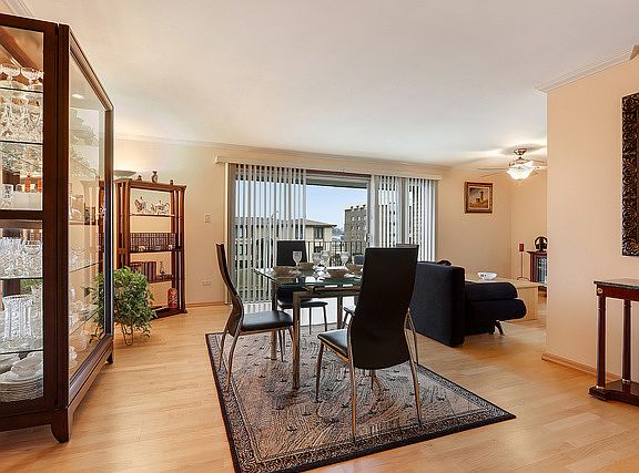 4th image of 10354 S Parkside Ave