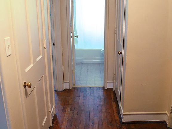 3rd image of 444 Cherry Ave #14