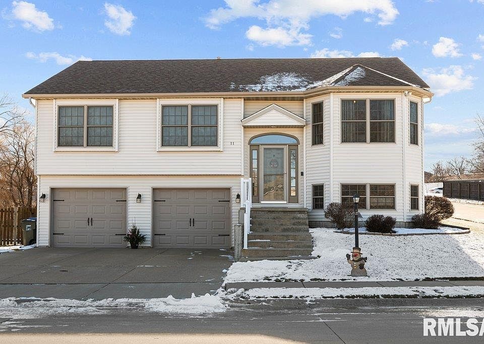 1st image of 11 Hidden Valley Cir