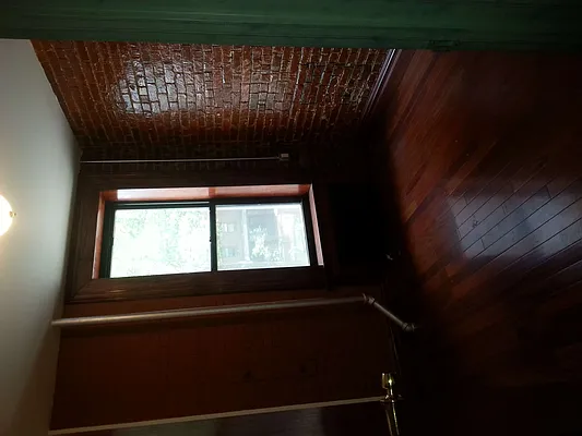 Rented by Allen Harris, LREB | media 20