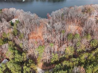 207 Loblolly Pine Dr, Seneca, SC 29678