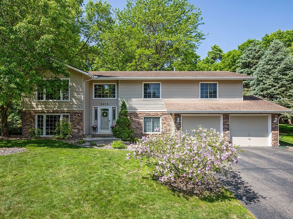 1st image of 3815 Deerwood Ln N