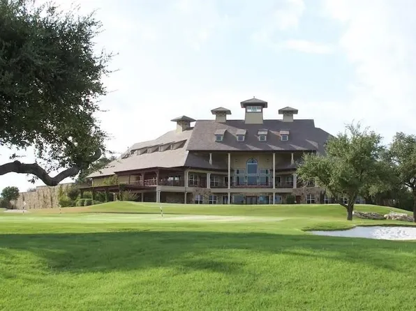 8113 Scotscraig Dr, Cleburne, TX 76033