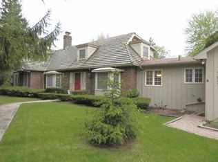 702 Hayes Ln, Bay City, MI 48708