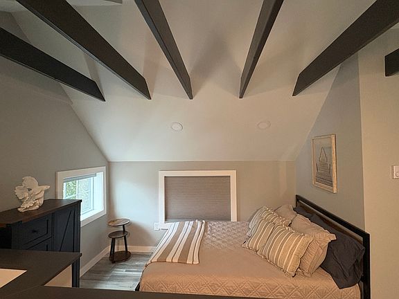3rd image of 58 Beach St #3