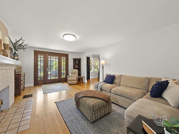 4th image of 1308 Murrell Ave