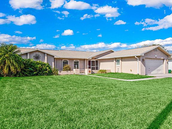 3rd image of 16 Claridge Ct S