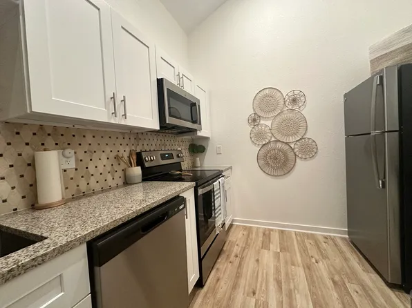 (undisclosed Address), San Leon, TX 77539