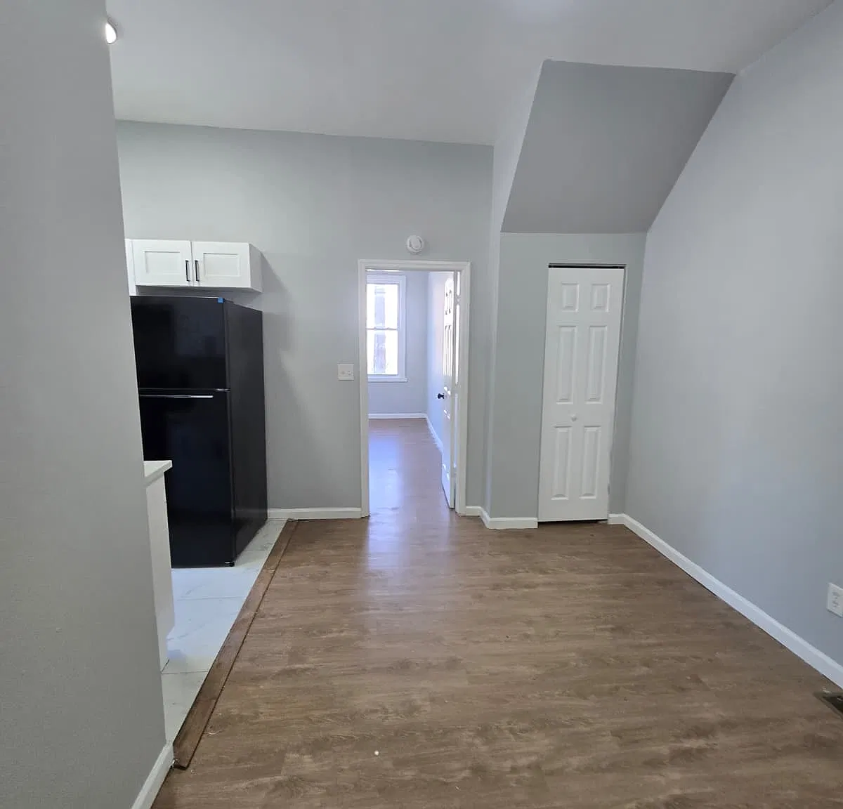 2 bed, 1.5 bath, $1,900 — Photo 4