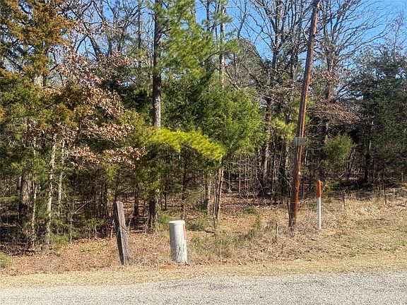 4th image of 1 Fm 906 W