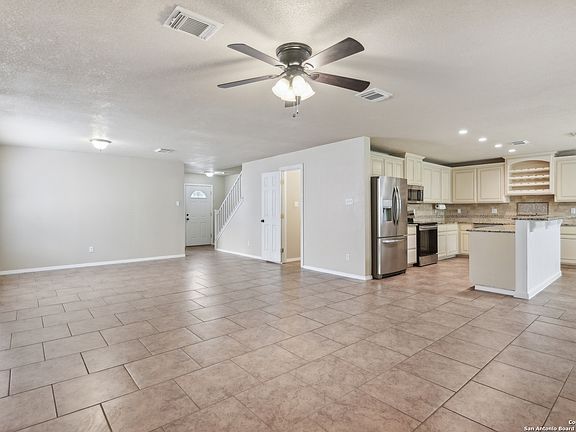 5th image of 2717 Westover