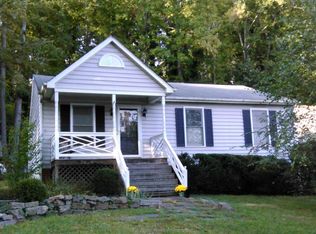 236 Archer Ave, Colonial Heights, VA 23834