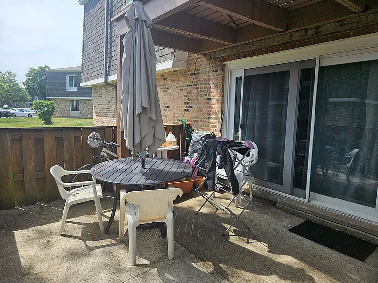 4424 Euclid Ave #1A — Photo 15