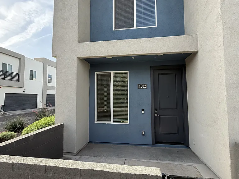 BB Living Val Vista — Photo 34