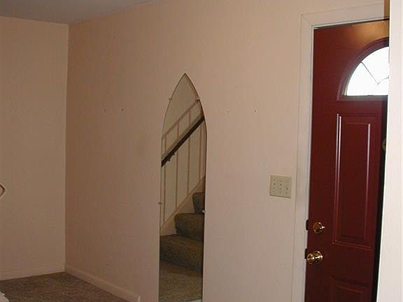 2nd image of 470 Reichard Dr