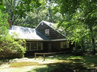 36 Parting Brook Rd, New Canaan, CT 06840