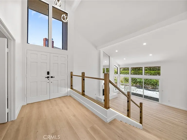 33 Rainbow Rdg — Photo 10