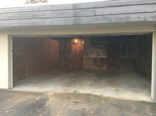 91-93 W Sand Lake Rd, Wynantskill, NY 12198
