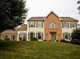 2633 Valley View Dr, Lancaster, PA 17601