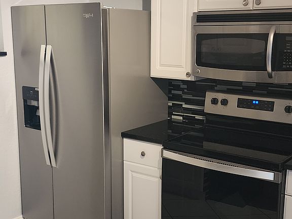 2nd image of 1200 NW 87th Ave APT 109