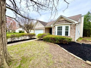 10200 Cheswick Ln, Fishers, IN 46037