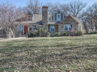 8521 High Dr, Leawood, KS 66206