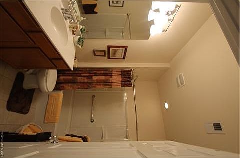 5th image of 8042 Crater Lake Dr