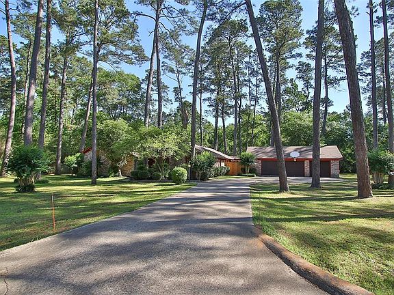 3rd image of 22714 Trailwood Ln