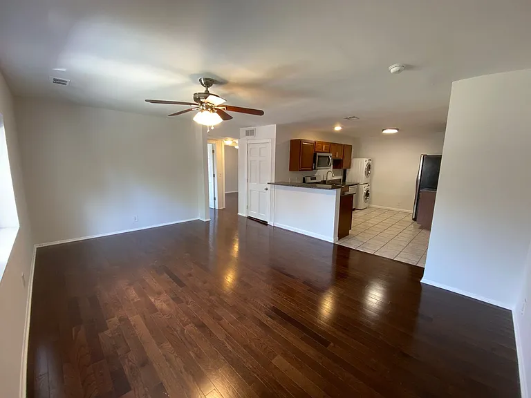 E 15th Ave 325 TPP — Photo 56
