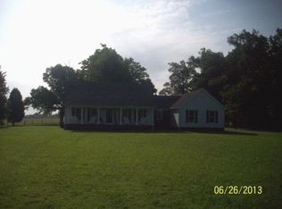 425 E Greenville Rd, White Plains, KY 42464