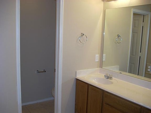 5th image of 2721 Weslayan Dr