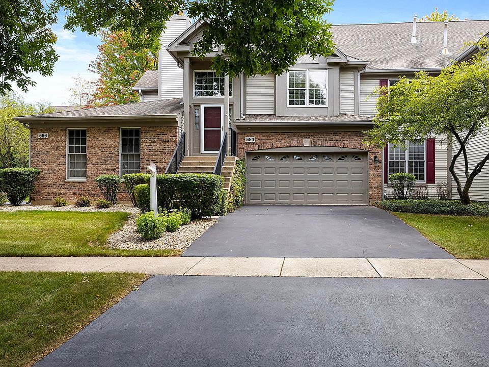 1st image of 584 Harlowe Ln
