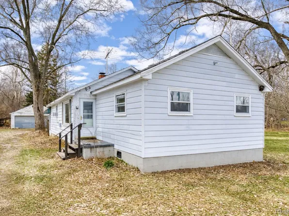 23675 Novi Rd, Novi, MI 48375