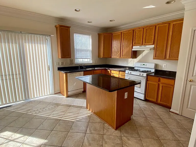 108 Davidson St — Photo 10