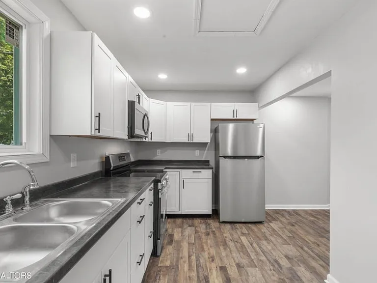 401 N Kingston Ave — Photo 2