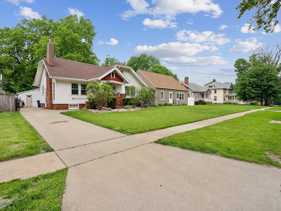 1326 Kimball Ave, Waterloo, IA 50702 Zillow