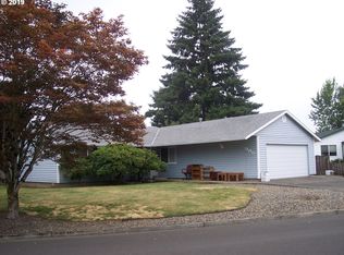 385 S Tarrybrooke Ct, Cornelius, OR 97113