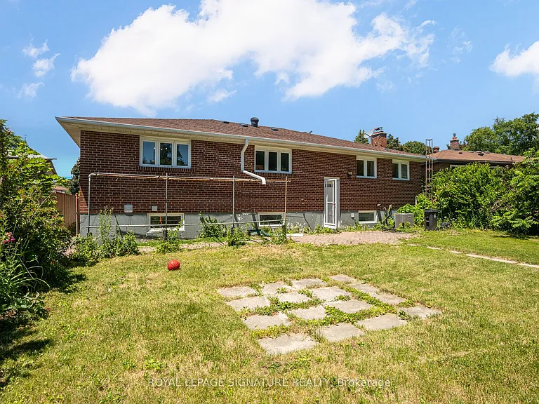 141 Oakmeadow Blvd #MAIN — Photo 35