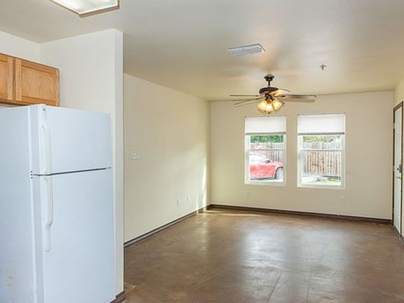 4th image of 1634 14th St #B2-2