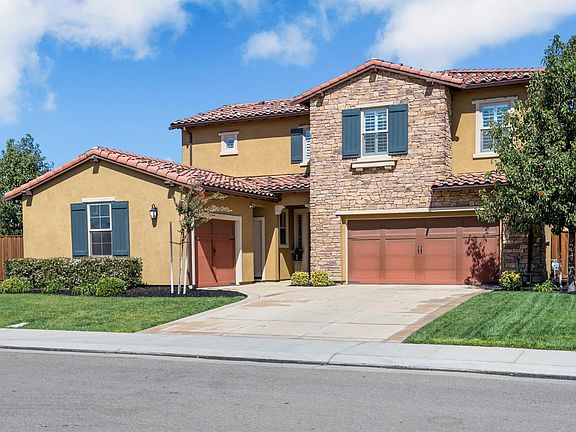 4th image of 1104 Camogli Ct