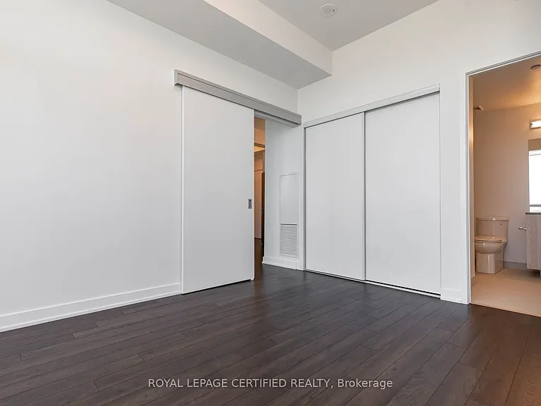 30 Ordnance St #2805 — Photo 11