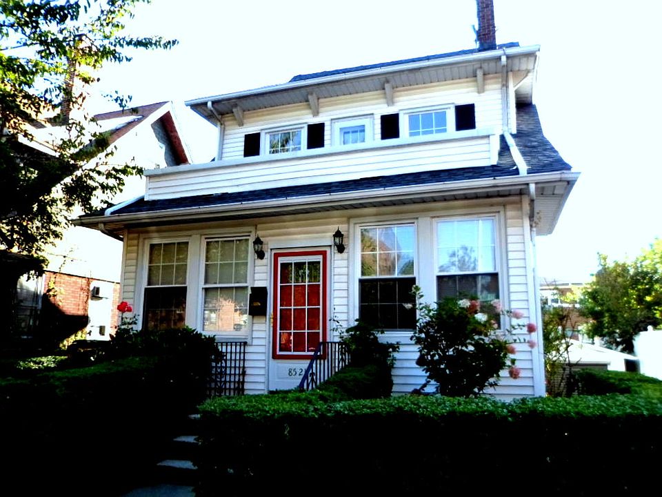 1st image of 8521 143rd St
