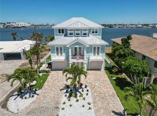 290 Carolina Ave, Fort Myers Beach, FL 33931