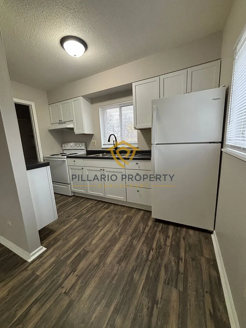 Perkins Apartments — Photo 4