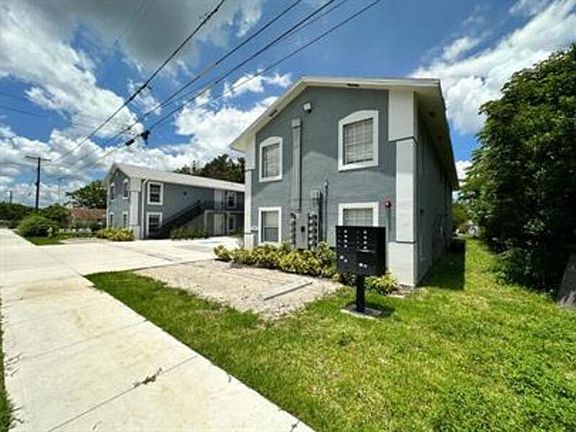 5th image of 425 F St Unit 8